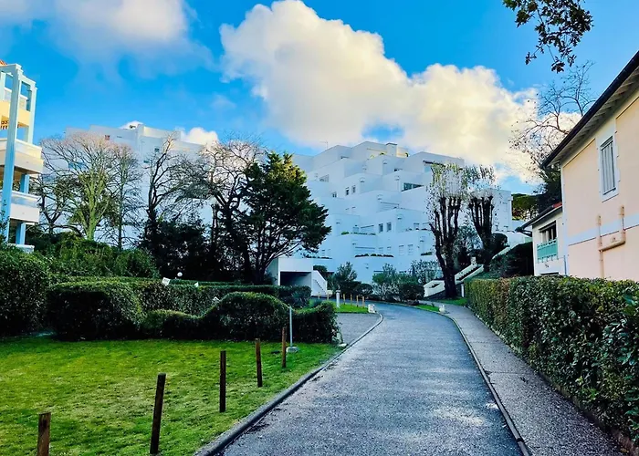 Apartment T2, Terrasse, Parking, A 240m De La Plage! - Fr-1-433-114